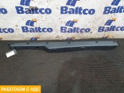 Накладка боковой обшивки правая