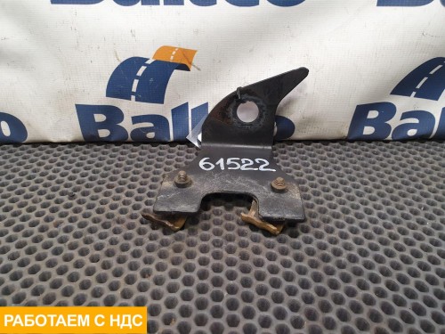 Кронштейн тормозной трубки левый