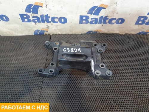 Кроншейн траверсы рамы левый