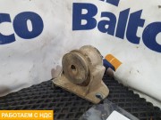 Кронштейн радиатора правый