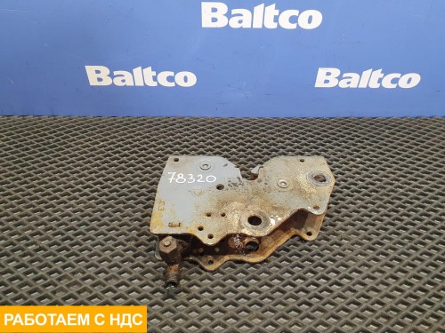 Замок кабины левый