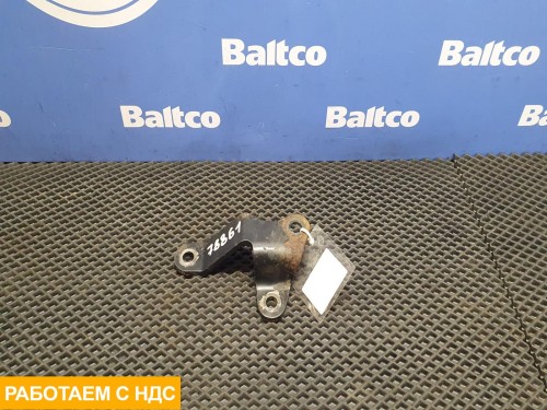 Кронштейн крепления переднего стабилизатора левый