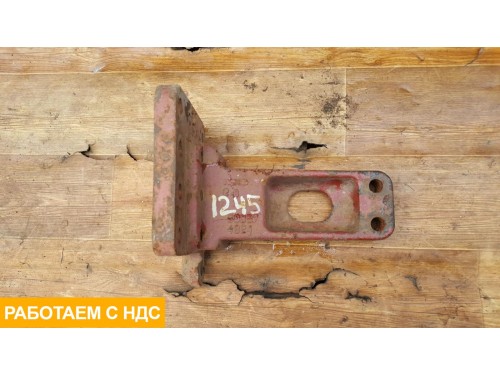 Кронштейн траверсы рамы левый